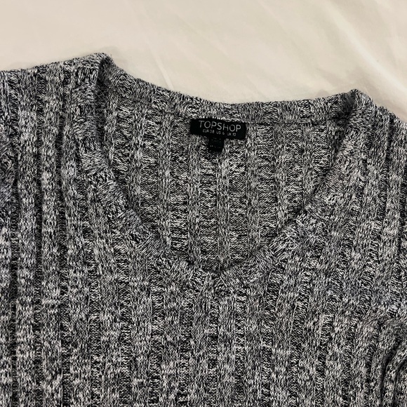 TOPSHOP Knit Sweater - Picture 2 of 6